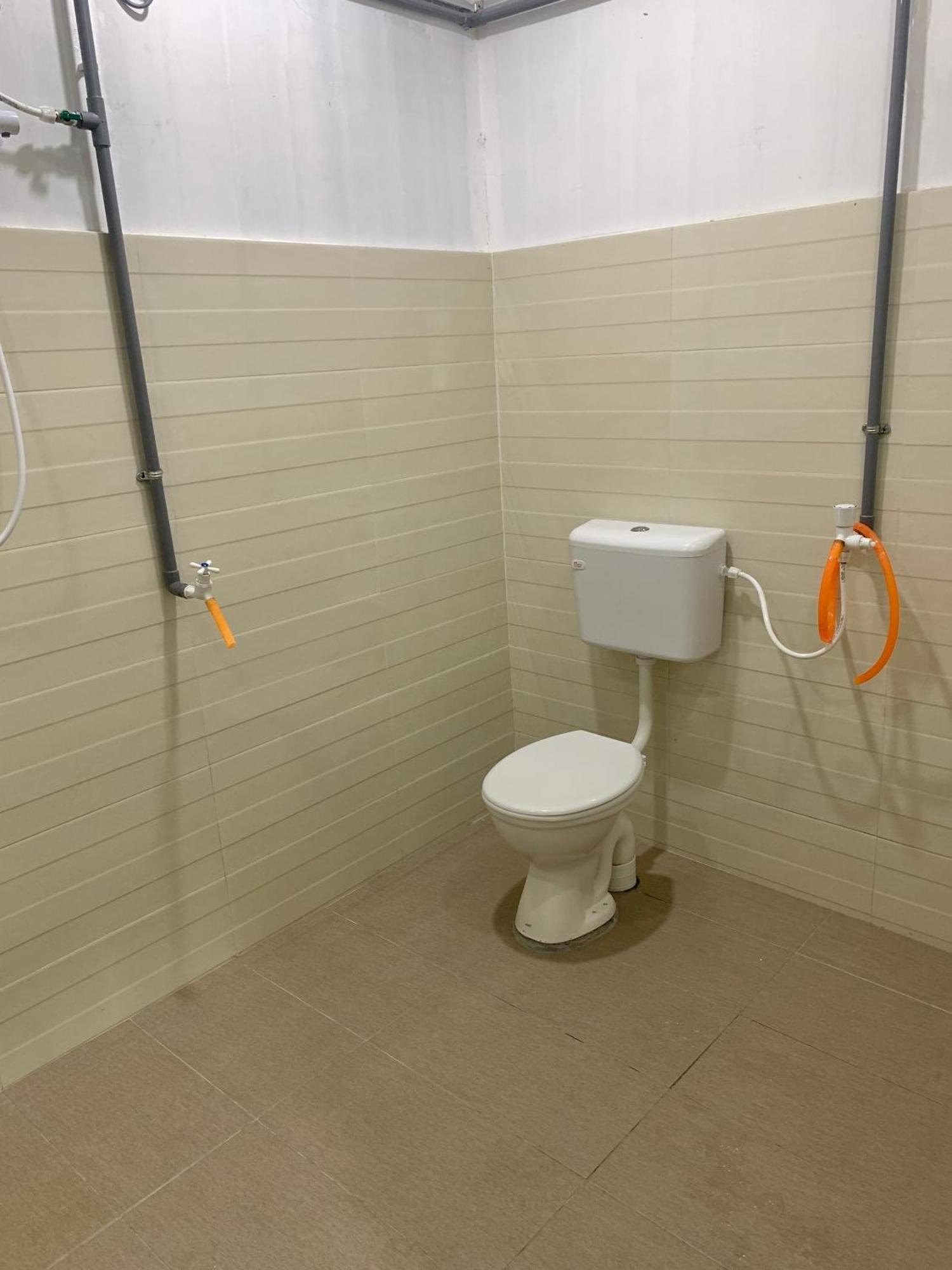 Tiara Inn Homestay 2 Tingkat Pontian Johor Pontian Besar Esterno foto
