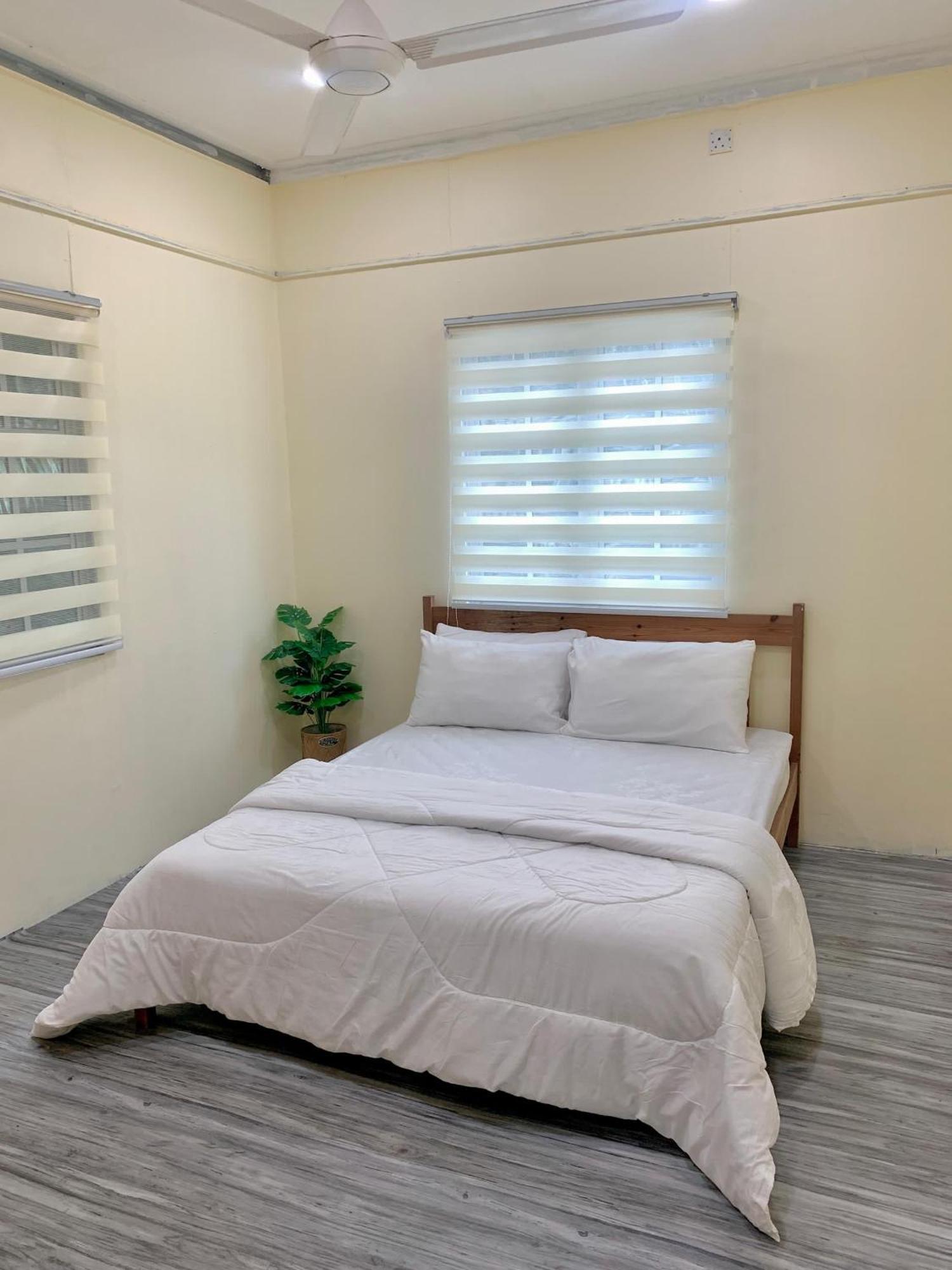 Tiara Inn Homestay 2 Tingkat Pontian Johor Pontian Besar Esterno foto